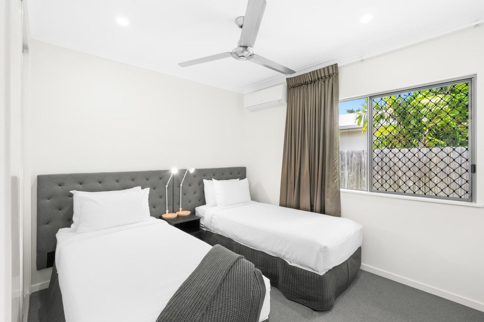 Blue Lagoon Villa B Cairns Eksteriør bilde